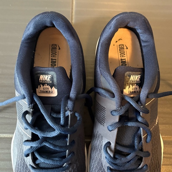 Nike Dark Blue & Pink Athletic Shoes - Picture 4 of 6